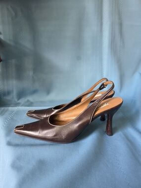 Donald J Pliner Made in Italy Square Toe Slingback Pumps 8M